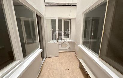 Bostanlının Merkezinde Bahçeli Kiralık 3+1