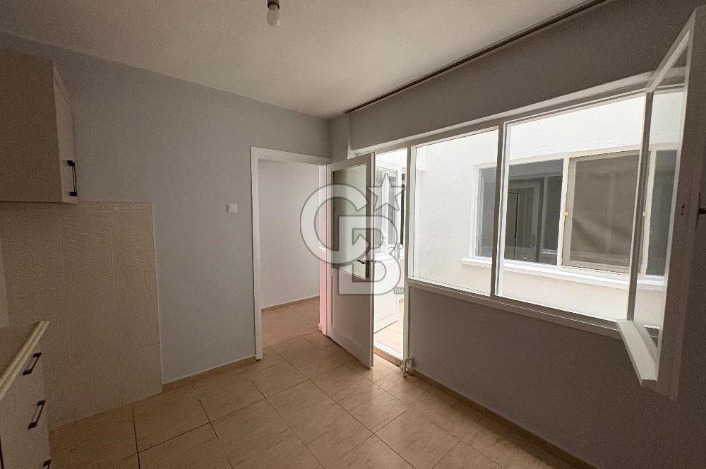 Bostanlının Merkezinde Bahçeli Kiralık 3+1