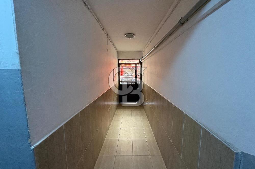 Bostanlının Merkezinde Bahçeli Kiralık 3+1