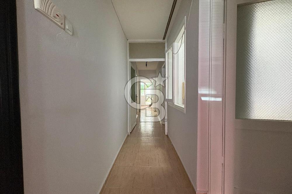 Bostanlının Merkezinde Bahçeli Kiralık 3+1