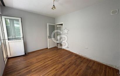 Bostanlının Merkezinde Bahçeli Kiralık 3+1