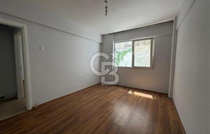 Bostanlının Merkezinde Bahçeli Kiralık 3+1