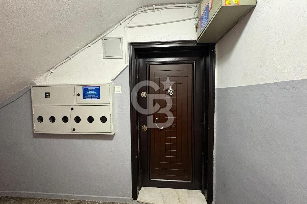Bostanlının Merkezinde Bahçeli Kiralık 3+1