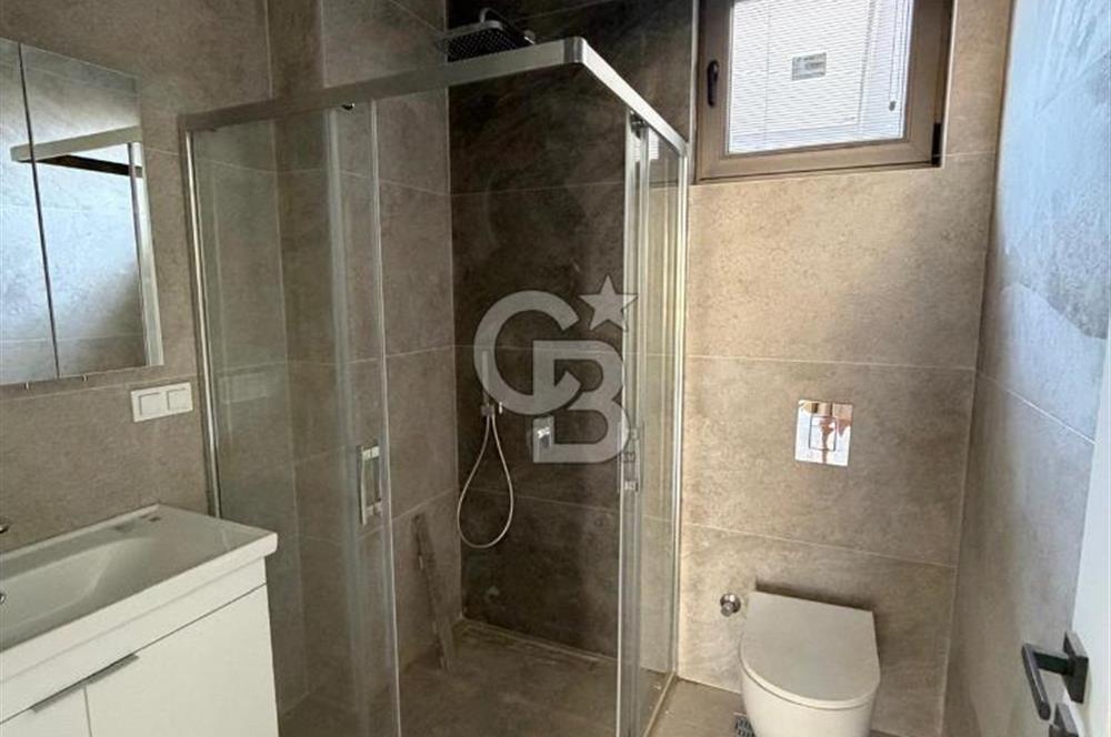 Döşemealtı Düzlerçamında 2+1 Lüks Bahçe Katı Satılık Daire