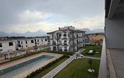 Döşemealtı Düzlerçamında 2+1 Lüks Bahçe Katı Satılık Daire