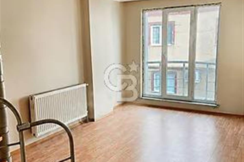 Esenyurt Meydanı'nda Satılık 4+2 Teraslı Dubleks Daire