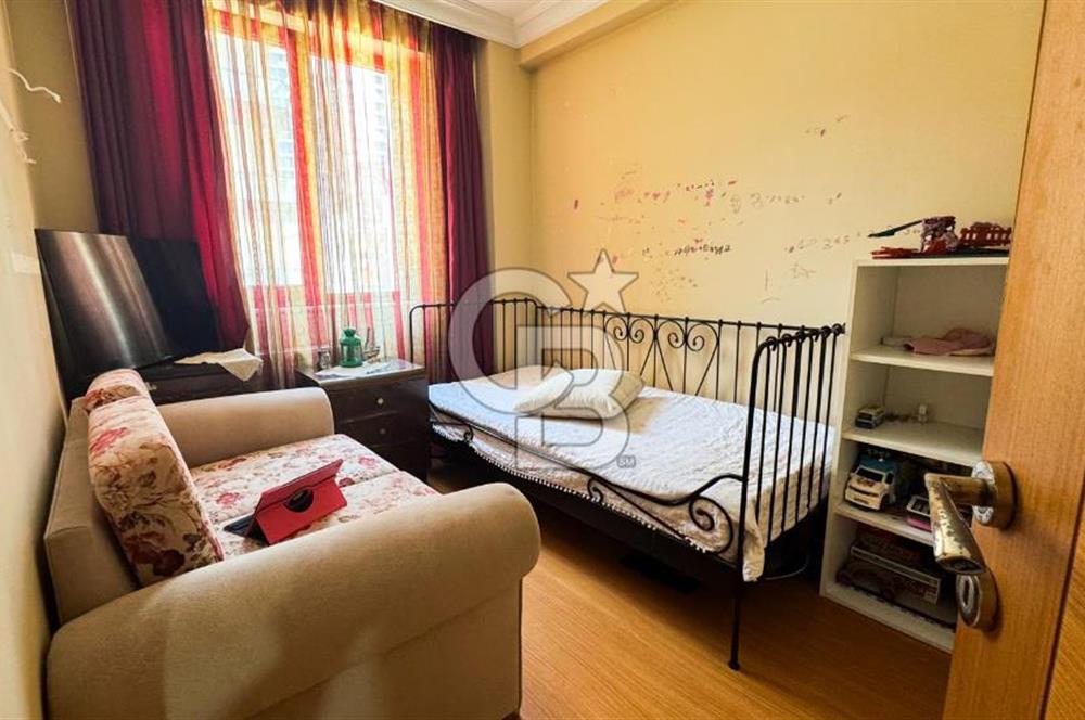 ALTAYÇEŞME MAHALLESİ'NDE GENİŞ VE FERAH 4+1 FIRSAT DAİRE