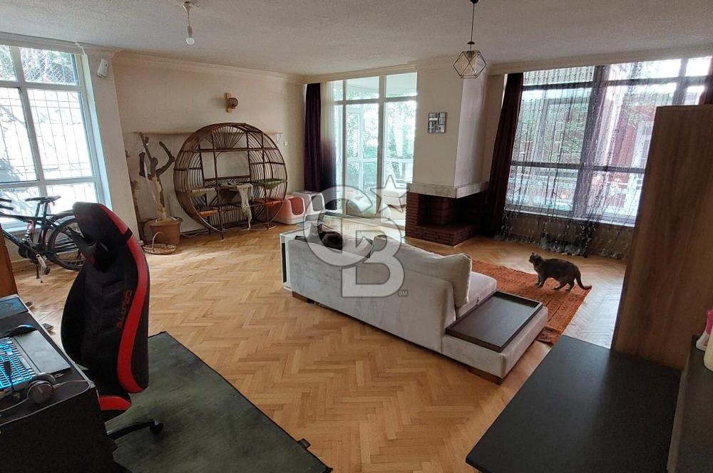 AYRANCI GÜZELTEPE' de NEZİH KONUMDA GENİŞ SATILIK 3+1 DAİRE