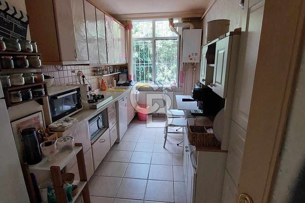 AYRANCI GÜZELTEPE' de NEZİH KONUMDA GENİŞ SATILIK 3+1 DAİRE