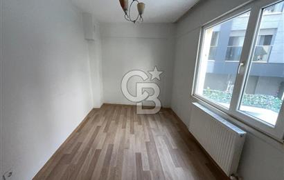 Üsküdar Merkez'de İçi Sıfır Masrafsız Balkonlu Ara Kat 3+1 Daire