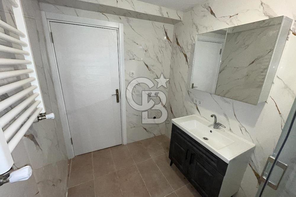 Üsküdar Merkez'de İçi Sıfır Masrafsız Balkonlu Ara Kat 3+1 Daire