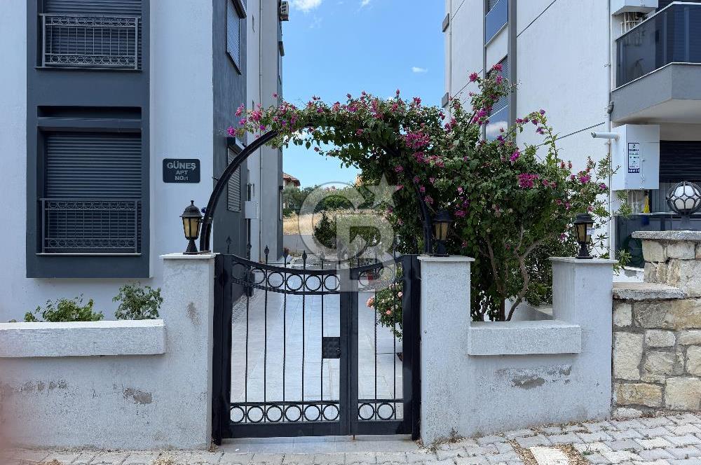 Seferihisar Merkezde Açık Otoparklı Temiz Kullanılmış 2+1 Daire