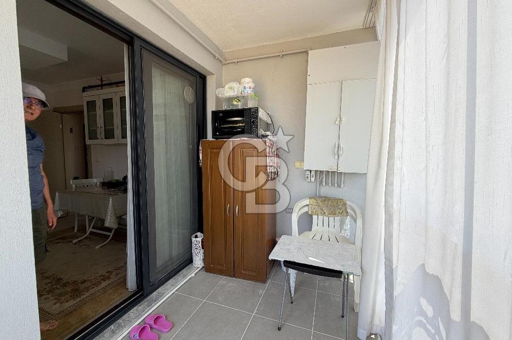 Seferihisar Merkezde Açık Otoparklı Temiz Kullanılmış 2+1 Daire