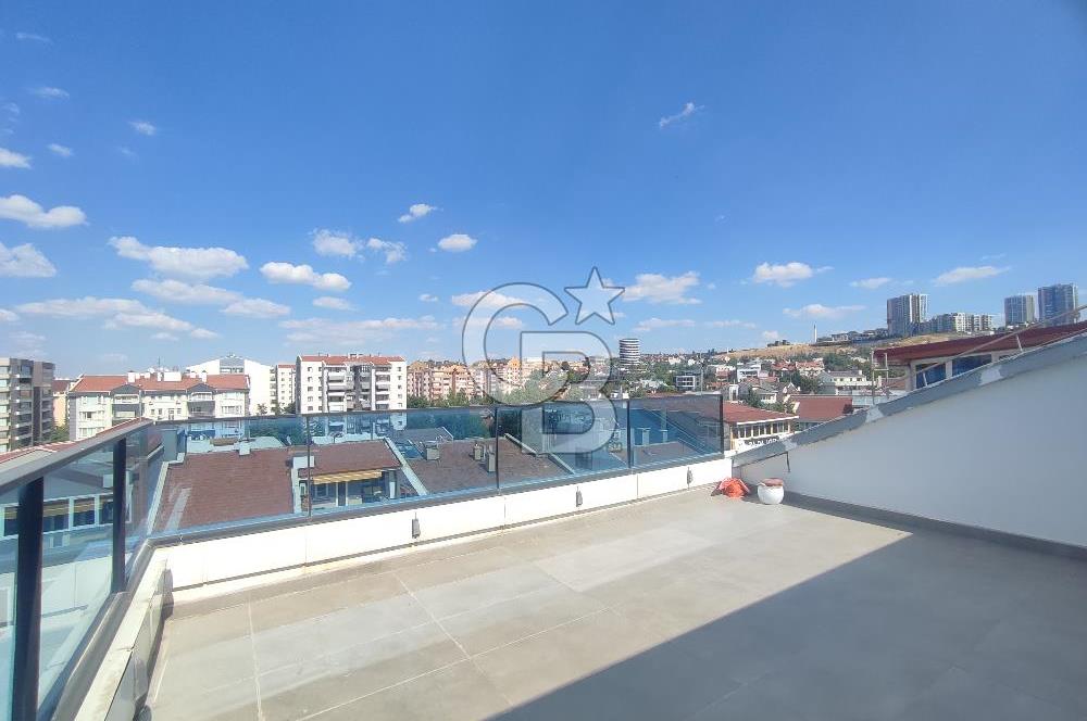 Ümitköy Metro Yakını 4 Katlı Asansörlü Otoparklı Satılık Bina