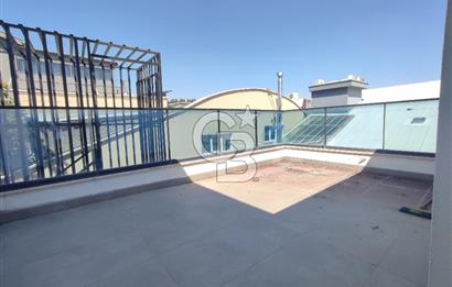 Ümitköy Metro Yakını 4 Katlı Asansörlü Otoparklı Satılık Bina
