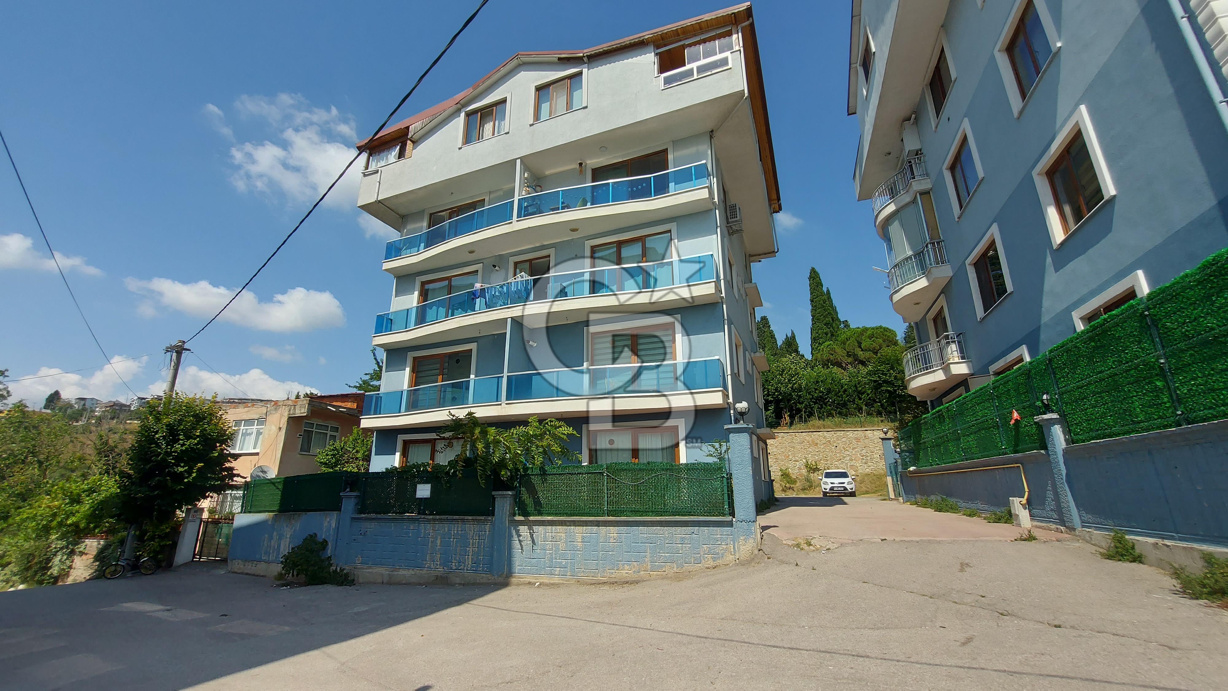 İZMİT ORHAN MAHALLESİ SATILIK 2+1 MANZARALI FERAH DAİRE