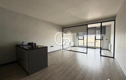 YAŞAM KULEDE CAM BÖLMELİ 1+1 AYARINDA 1+0 DAİRE