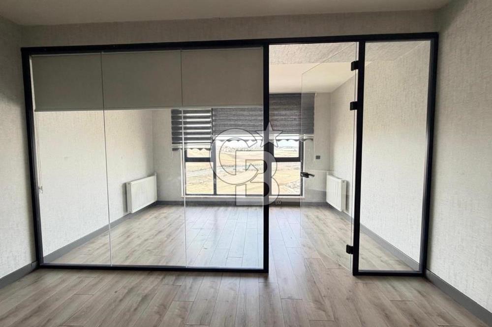 YAŞAM KULEDE CAM BÖLMELİ 1+1 AYARINDA 1+0 DAİRE