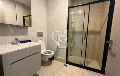 YAŞAM KULEDE CAM BÖLMELİ 1+1 AYARINDA 1+0 DAİRE