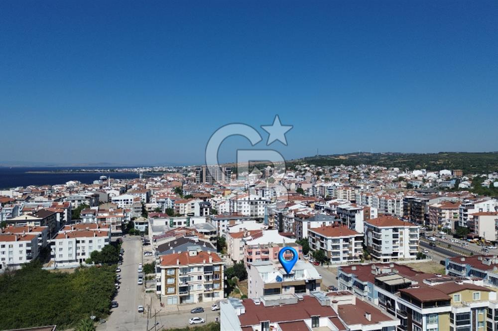 LAPSEKİ MERKEZDE YENİ KORDON CİVARINDA 2+1 SATILIK DAİRE