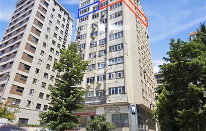 KOZYATAĞI ANA CADDE ÜZERİ İŞ MERKEZİNDE OTOPARKLI KİRALIK OFİS