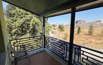 ÇAYYOLU KORUDA BOŞ OTURUMA HAZIR 5+1 SATILIK VİLLA