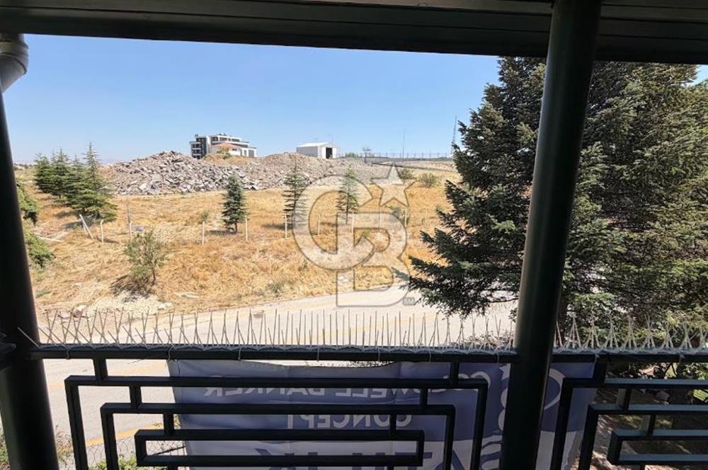 ÇAYYOLU KORUDA BOŞ OTURUMA HAZIR 5+1 SATILIK VİLLA