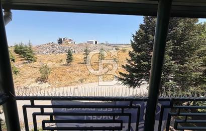 ÇAYYOLU KORUDA BOŞ OTURUMA HAZIR 5+1 SATILIK VİLLA