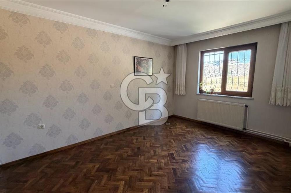ÇAYYOLU KORUDA BOŞ OTURUMA HAZIR 5+1 SATILIK VİLLA