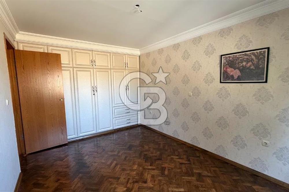 ÇAYYOLU KORUDA BOŞ OTURUMA HAZIR 5+1 SATILIK VİLLA