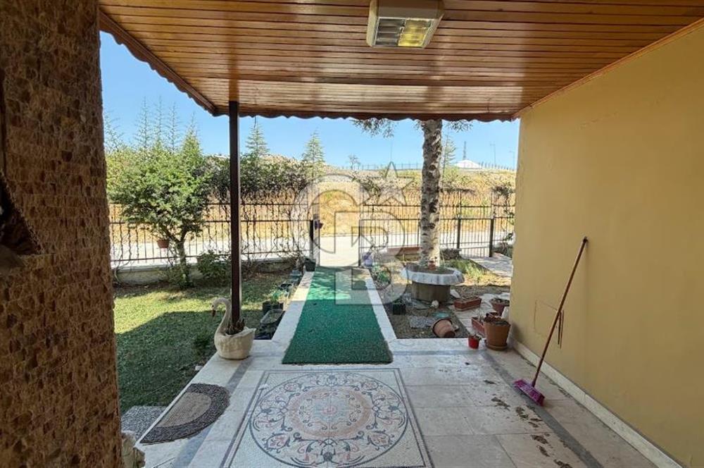 ÇAYYOLU KORUDA BOŞ OTURUMA HAZIR 5+1 SATILIK VİLLA