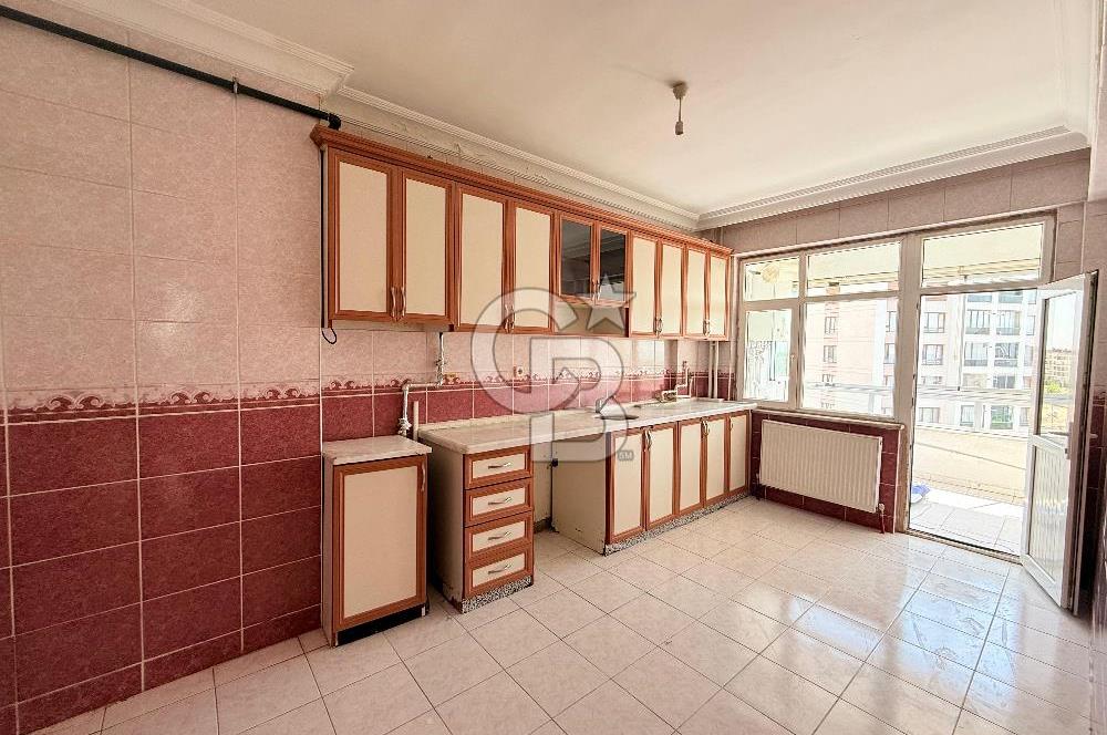 CB'DEN GAZZE CADDESİNE YAKIN, EBEVEYN BANYOLU KİLERLİ 3+1 DAİRE