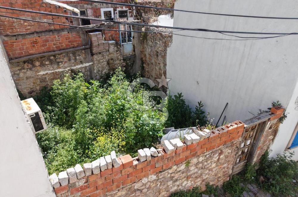 AYVALIK ZEKİBEY MAHALLESİNDE 3 KAT İMARLI SATILIK ARSA