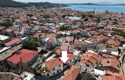 AYVALIK ZEKİBEY MAHALLESİNDE 3 KAT İMARLI SATILIK ARSA
