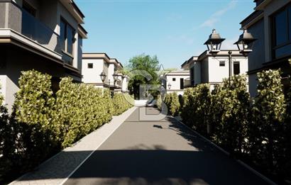 EVONADAN EMİRALEMDE MÜSTAKİL OTOPARK, BAHÇELİ SİTE İÇİ 3+1 VİLLA