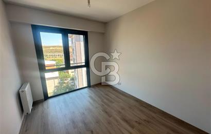 TUZLA MİMARSİNAN KİPTAŞ MEYDAN EVLER SİTESİNDE 3+1 KİRALIK DAİRE