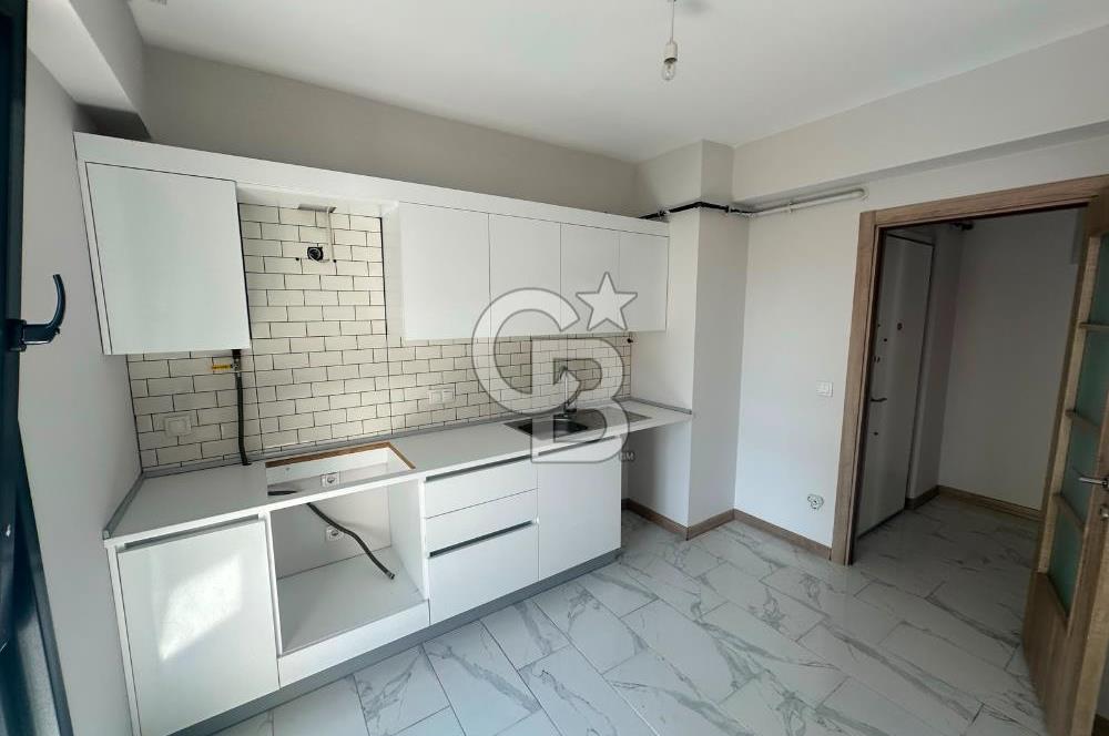 TUZLA MİMARSİNAN KİPTAŞ MEYDAN EVLER SİTESİNDE 3+1 KİRALIK DAİRE