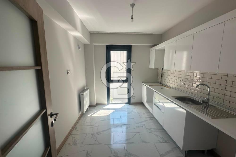 TUZLA MİMARSİNAN KİPTAŞ MEYDAN EVLER SİTESİNDE 3+1 KİRALIK DAİRE