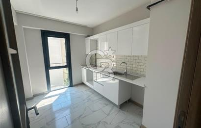 TUZLA MİMARSİNAN KİPTAŞ MEYDAN EVLER SİTESİNDE 3+1 KİRALIK DAİRE