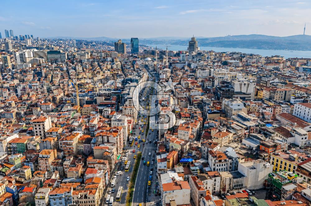 TAKSİM MEYDANA ÇOK YAKIN , TARLABAŞI BULVARINDA YATIRIM FIRSATI.