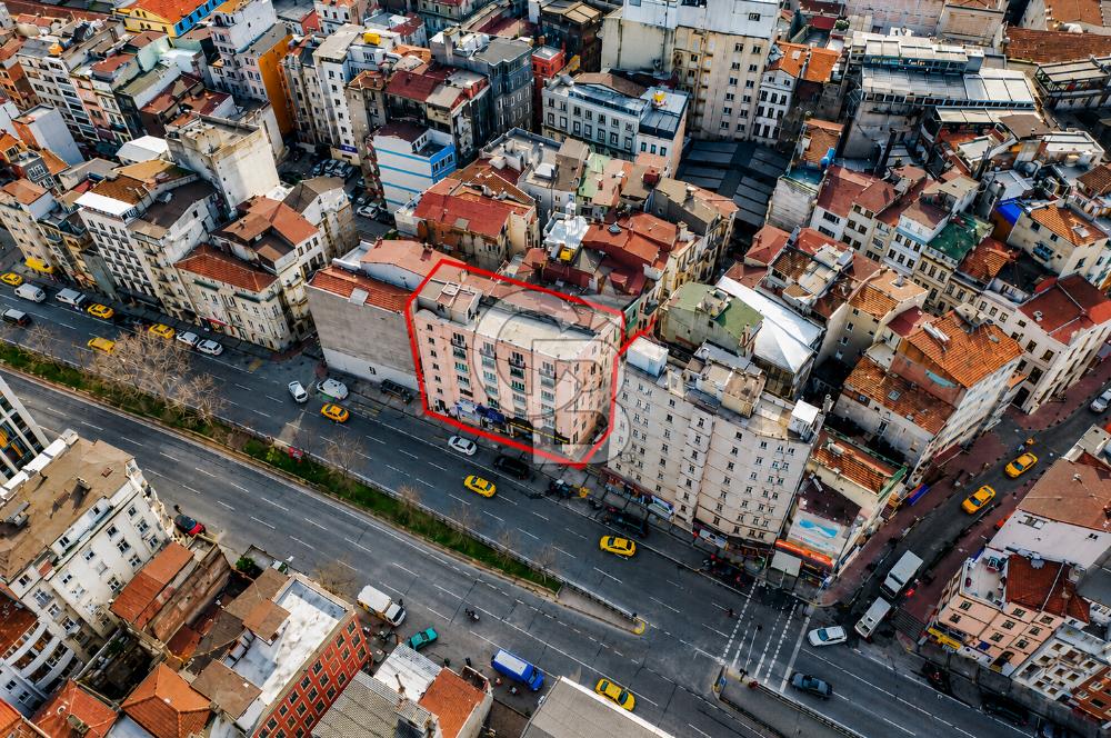 TAKSİM MEYDANA ÇOK YAKIN , TARLABAŞI BULVARINDA YATIRIM FIRSATI.