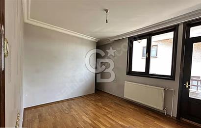 KAVACIK SUBAYEVLERİNDE GENİŞ VE FERAH 6+1 DUBLEX DAİRE