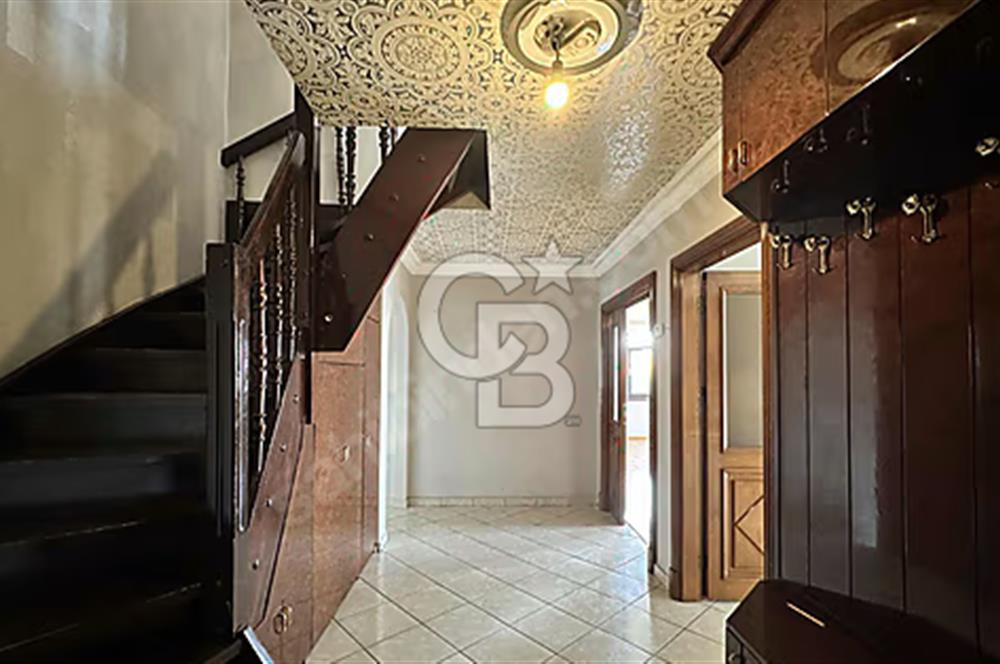 KAVACIK SUBAYEVLERİNDE GENİŞ VE FERAH 6+1 DUBLEX DAİRE