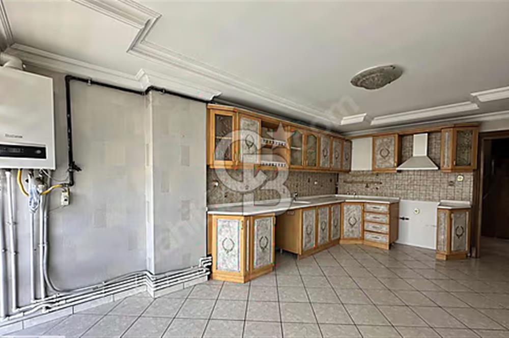 KAVACIK SUBAYEVLERİNDE GENİŞ VE FERAH 6+1 DUBLEX DAİRE