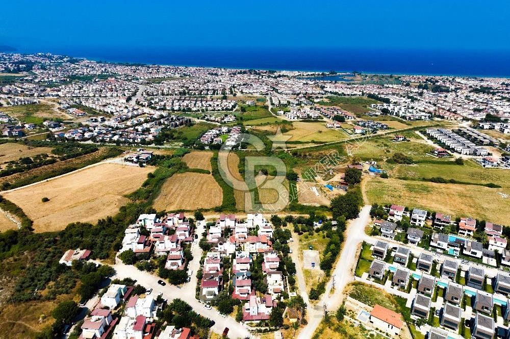 Kuşadası Güzelçamlı da satılık 7+1 triplex bahçeli yazlık