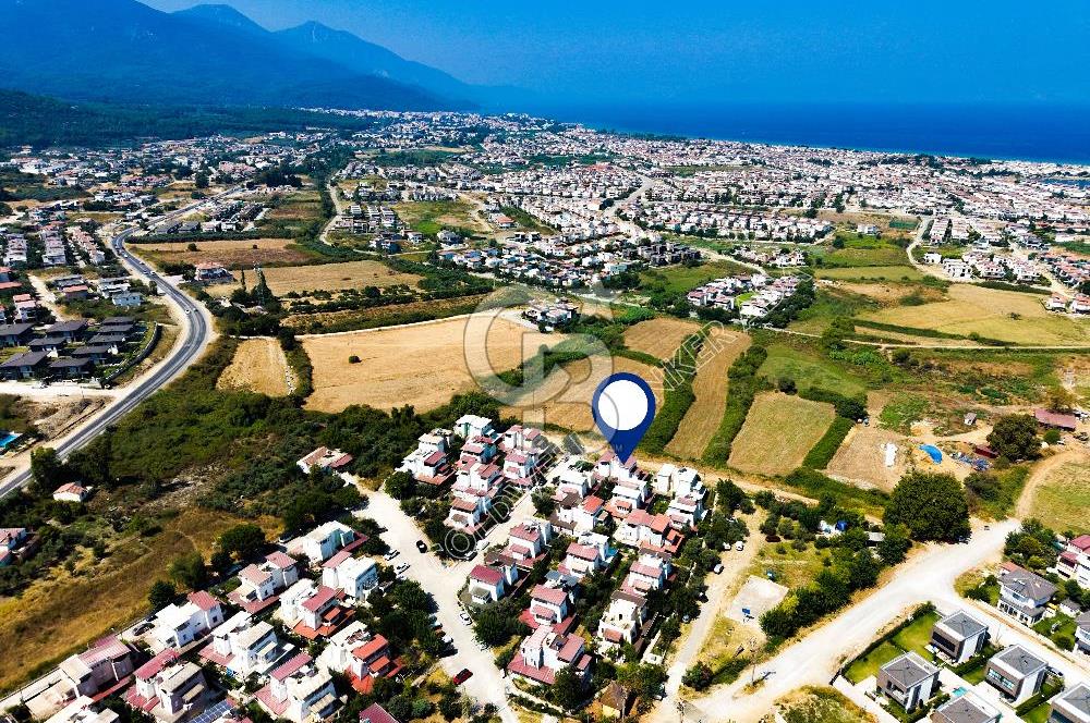 Kuşadası Güzelçamlı da satılık 7+1 triplex bahçeli yazlık