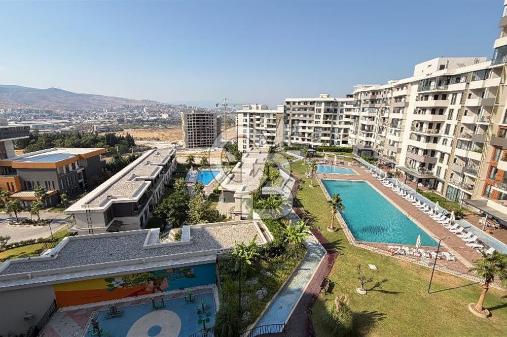 Kuzeyşehir Sitesin'de Havuz Cepheli 3+1 Kiralık Daire