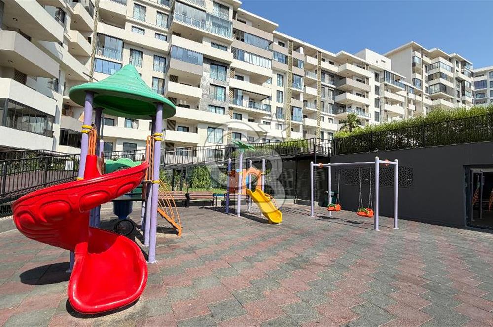 Kuzeyşehir Sitesin'de Havuz Cepheli 3+1 Kiralık Daire