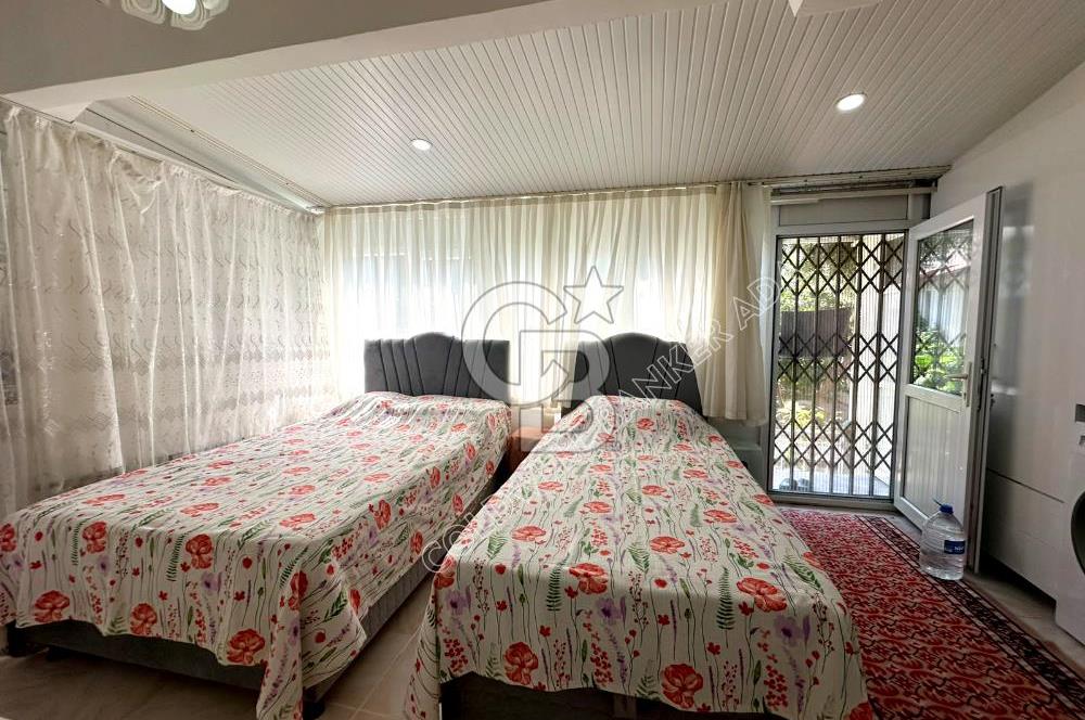 Kuşadası Güzelçamlı da satılık 7+1 triplex bahçeli yazlık
