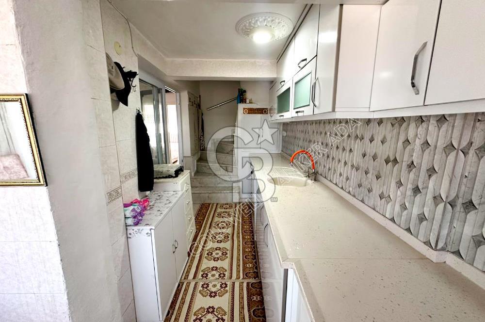 Kuşadası Güzelçamlı da satılık 7+1 triplex bahçeli yazlık